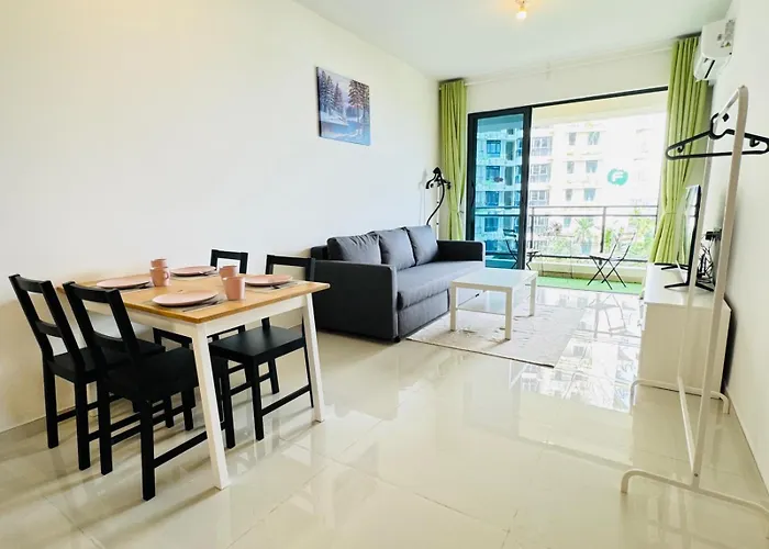 Forest City Sea View Homestay